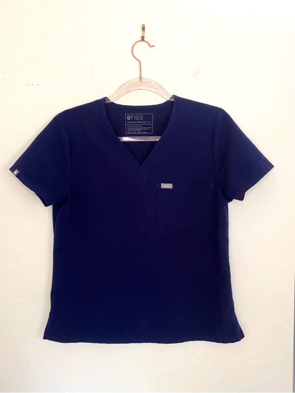 Figs S Dark Purple V-Neck Medical Scrub Top Nursing Technical Collection Scrubs